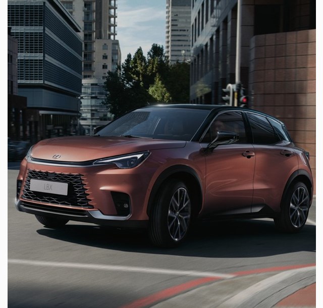 NEW LEXUS CROSSOVER SUV GLOBALLY REVEALED