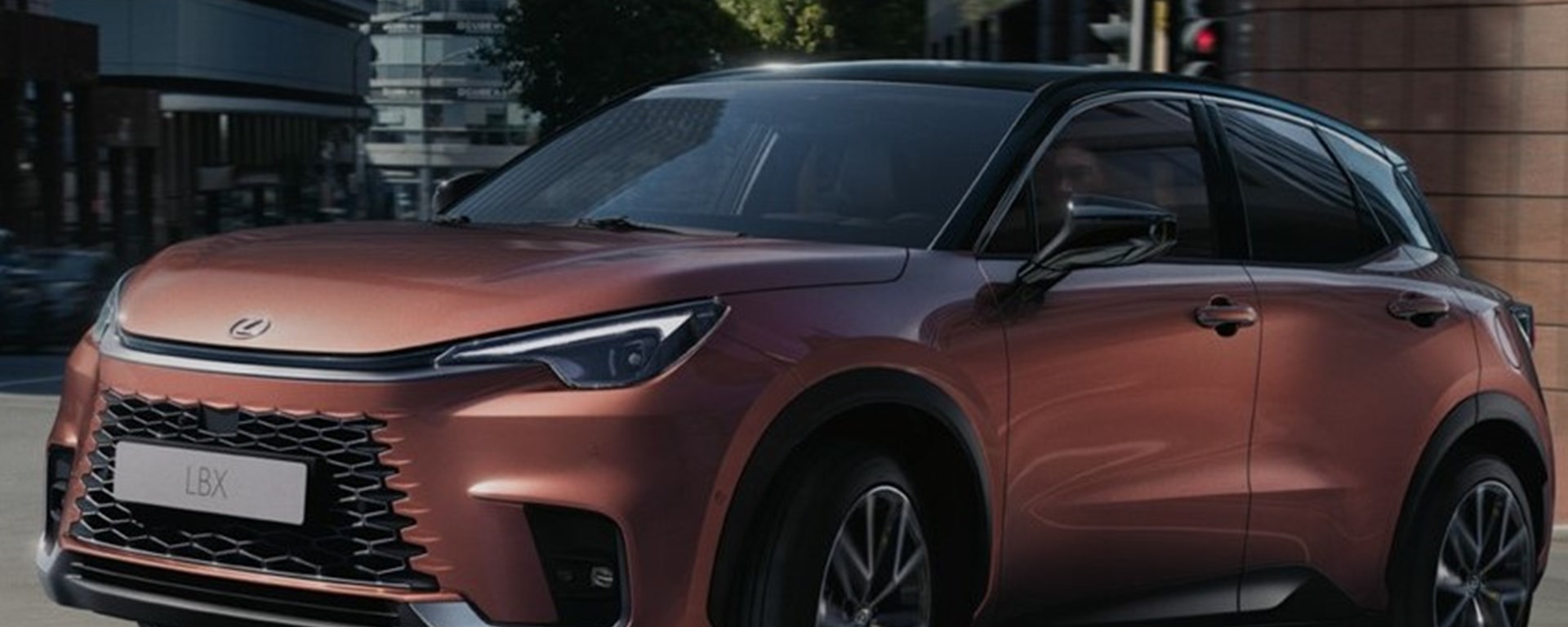 NEW LEXUS CROSSOVER SUV GLOBALLY REVEALED
